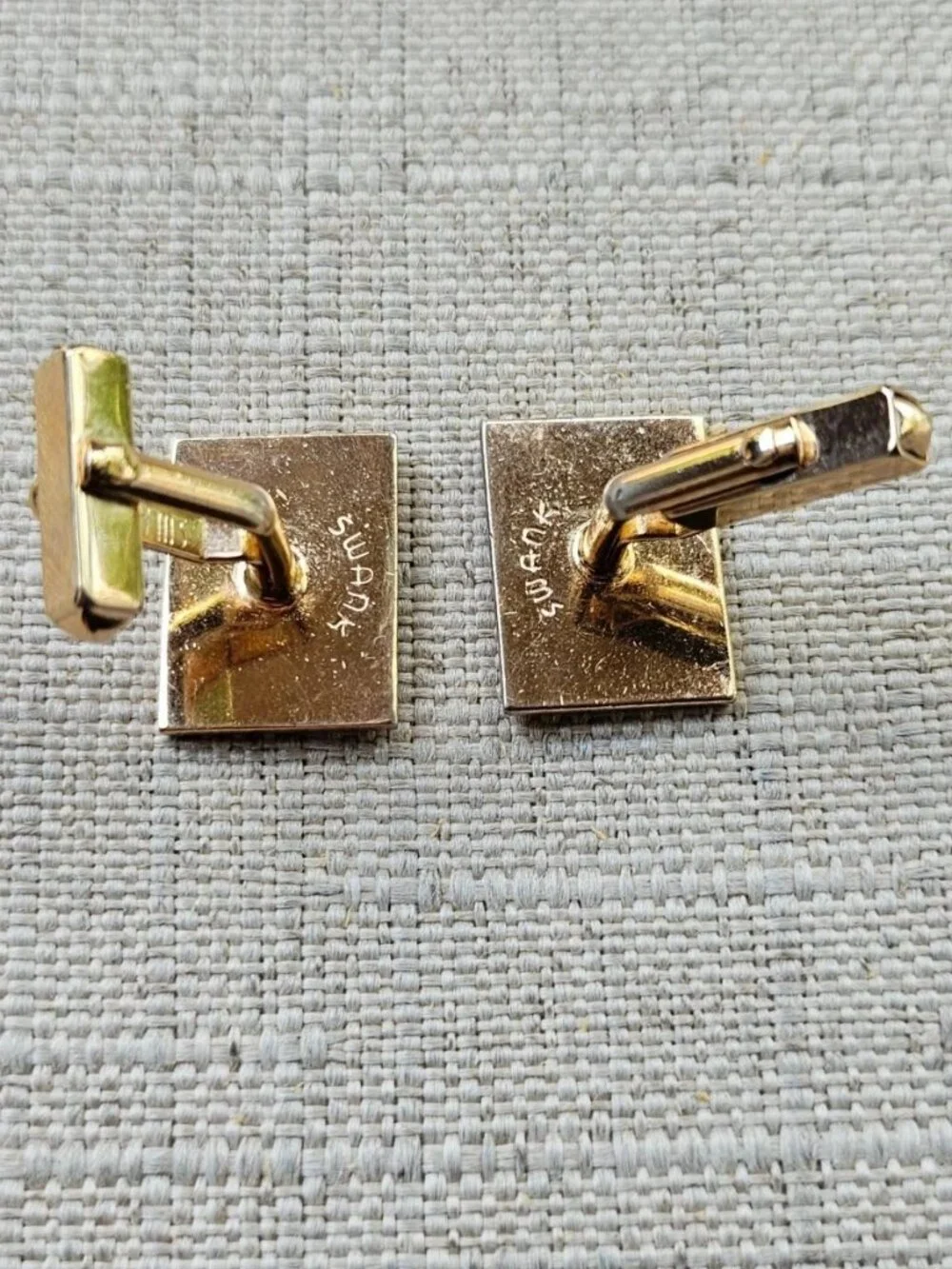 Vintage Swank Men Cufflinks Mother of Pearl Face Gold Tone Men Jewelry Cuff link